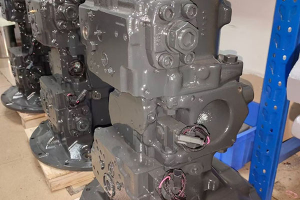 Komatsu Ekskavator Hidravlik Pompası Emiş Yağı Və ya Kifayət qədər Yağ Udulmur