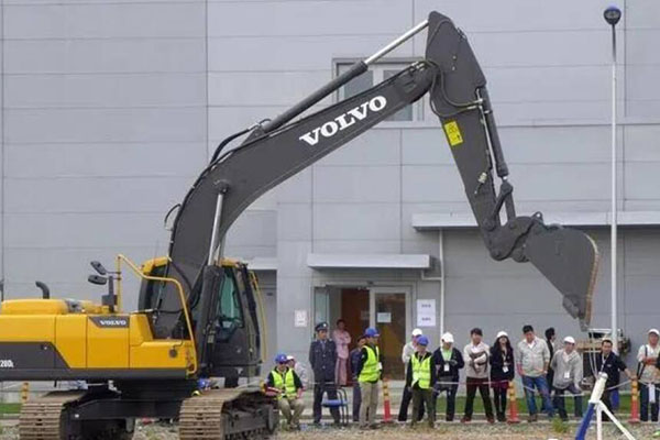 Volvo Ekskavator Mühərrikinin Arızası Kodunun Təhlili